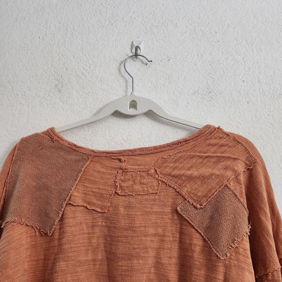 We The Free People 5 Star Tee Small Sweet Cinnamon Slouchy Patched Boho‎ Top - Picture 4 of 11